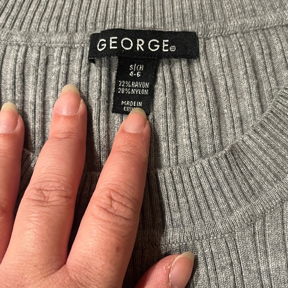 George Gray Ribbed Knit Top - Picture 3 of 3